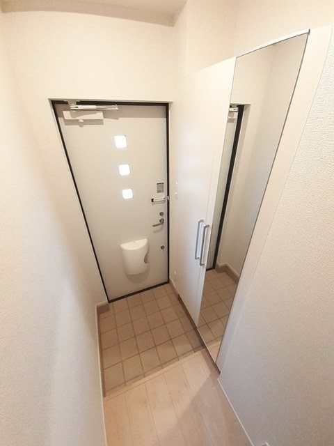 オリーブ　タウンⅡ 玄関