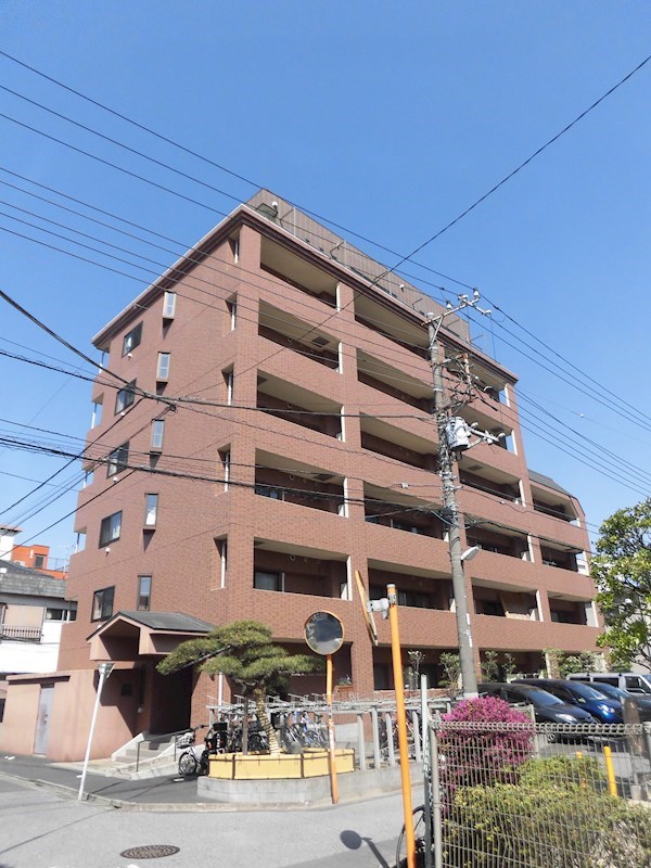 I　BUILDING 外観