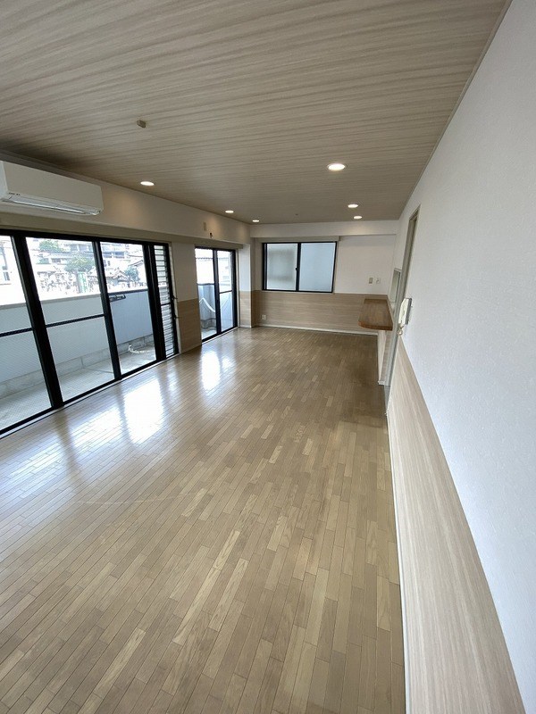 フリージア浅草 リビング