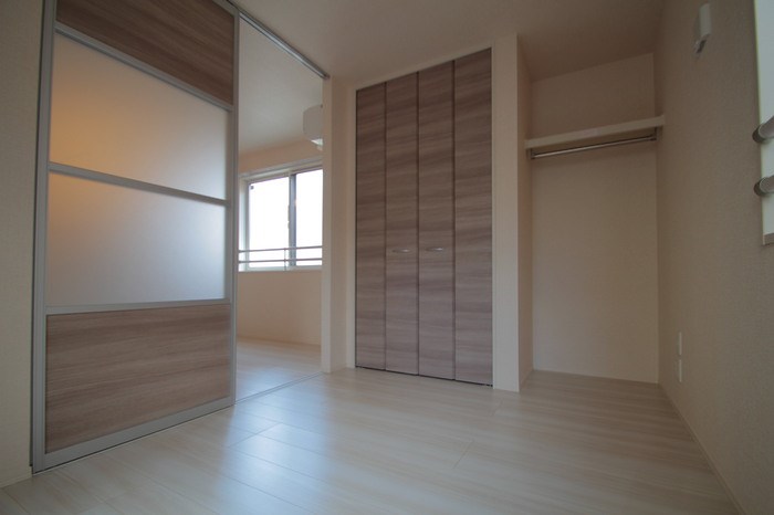 Le brheur eh（ルボヌール　ウアシュ） ベッドルーム