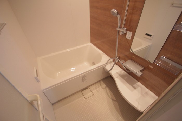 Le brheur eh（ルボヌール　ウアシュ） 風呂画像