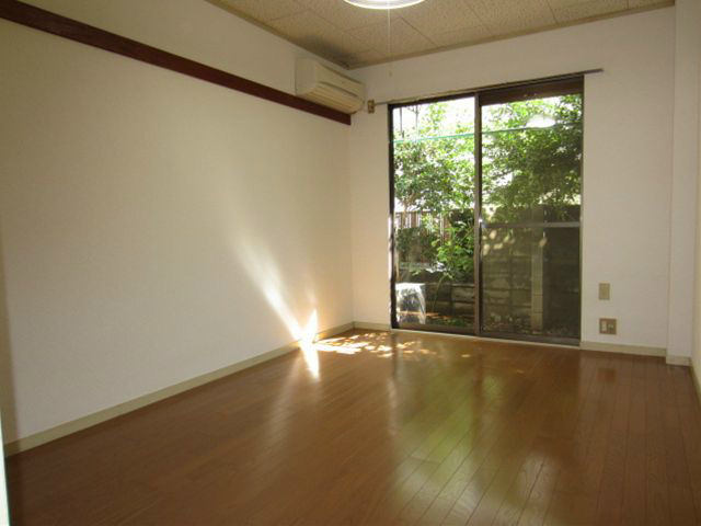 マンションカツマタ リビング