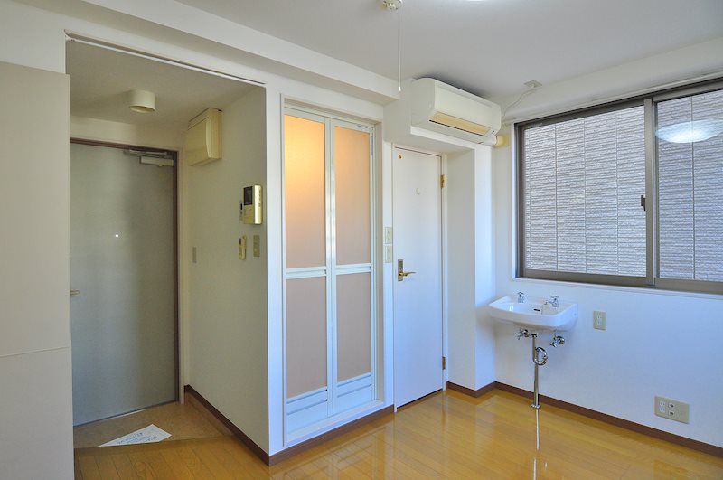 小林ビル ベッドルーム