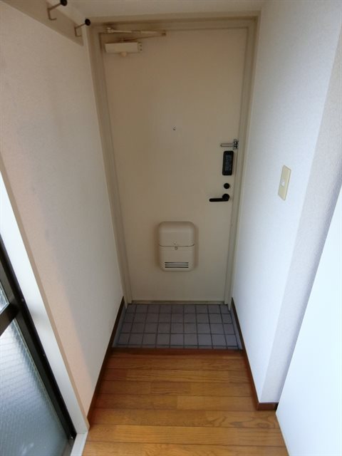 グランシャリオ 玄関