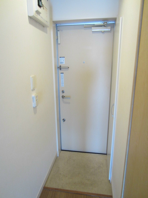 リブリ・みやび  玄関