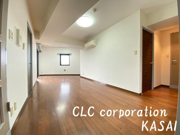 クリスタルタワー リビング