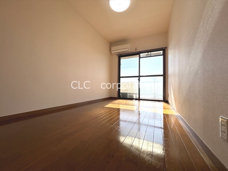 プレンティ ベッドルーム