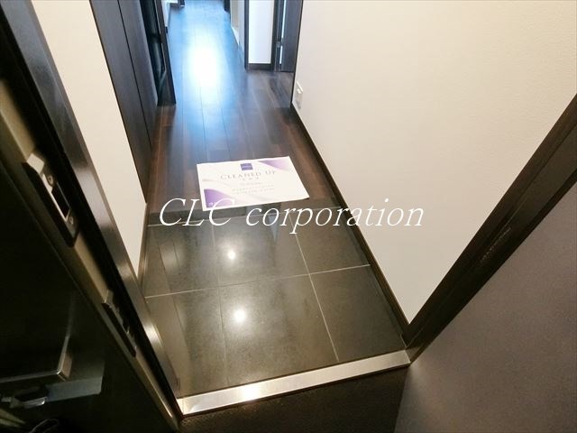 レジディア日本橋馬喰町Ⅲ 玄関