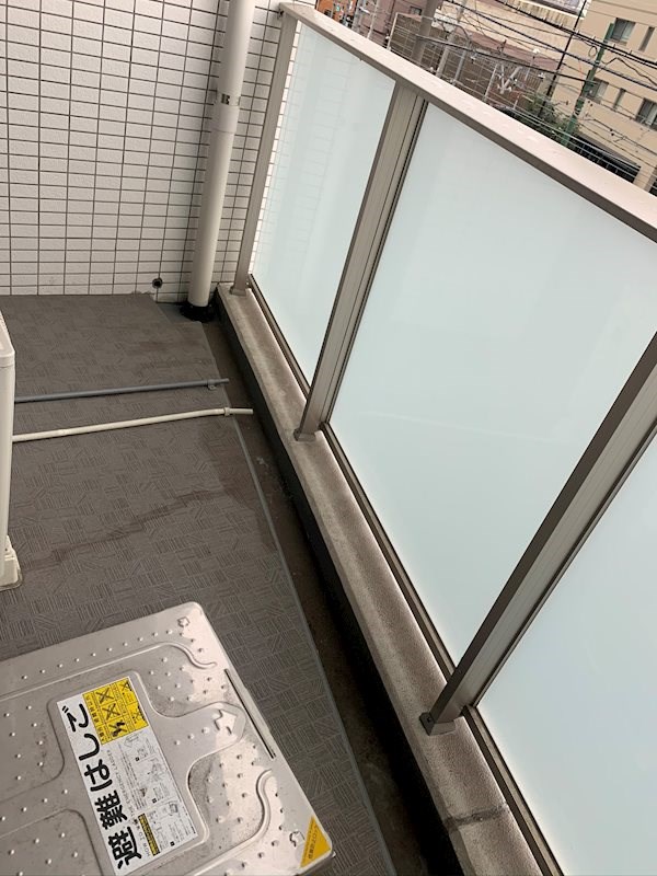 ＡＺＡＬＥＡ　ＧＡＲＤＥＮ ベランダ