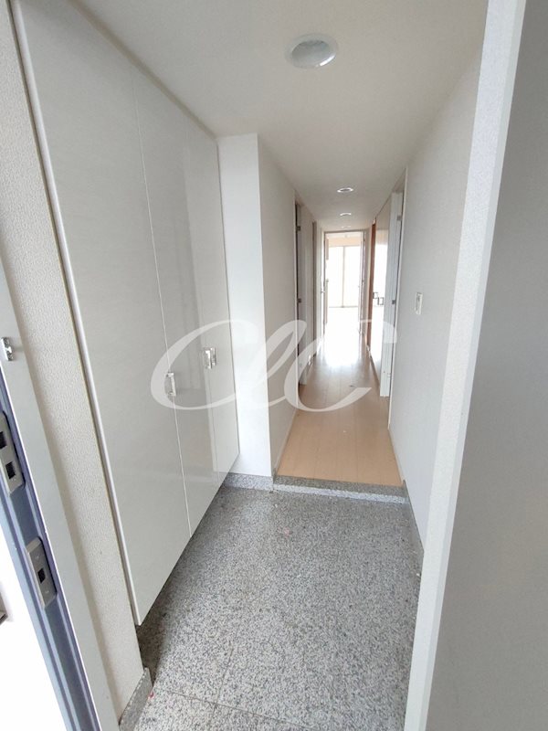 リライズガーデン西新井スカイレジデンス 玄関