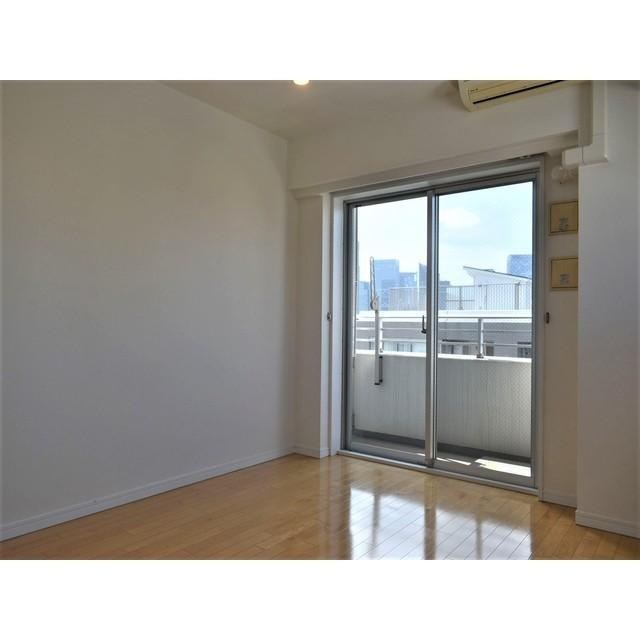 ルクレ新川レジデンス ベッドルーム