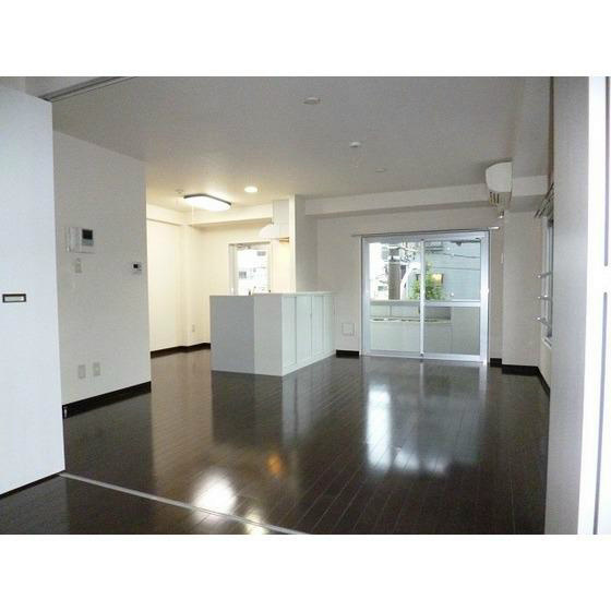 いずみマンション リビング