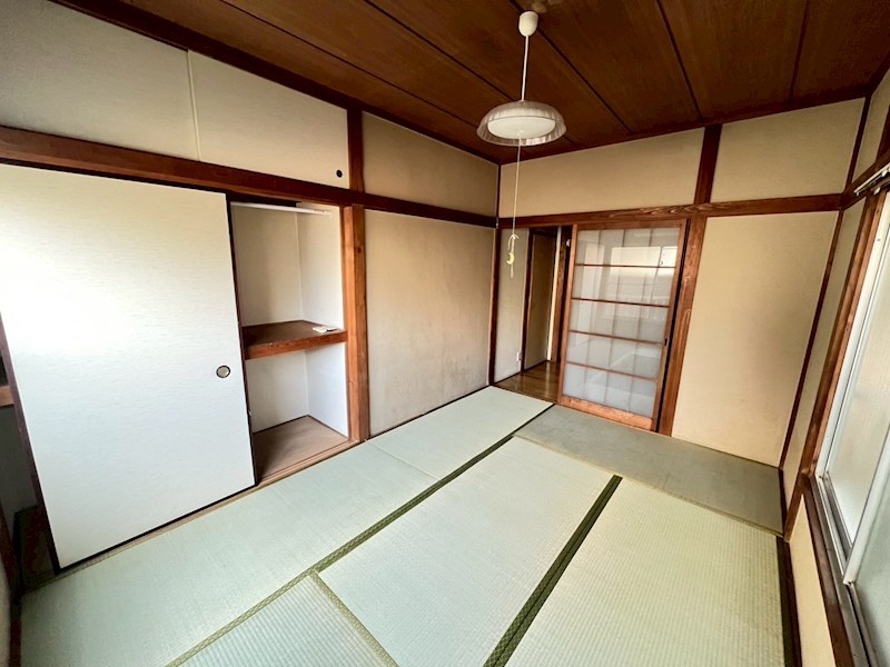 マルミ荘 ベッドルーム