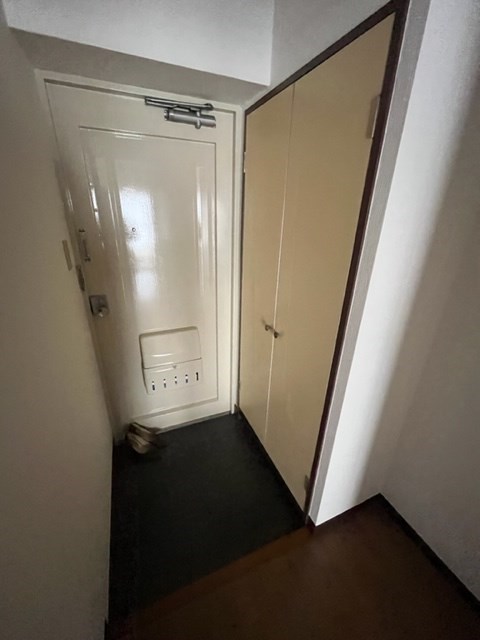 坂巻ビルディング 玄関