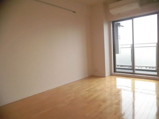 エスティメゾン大島  ベッドルーム