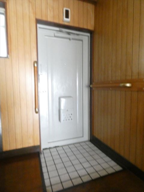 コーポテンソウ 玄関