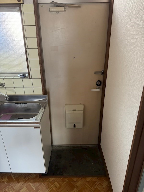 さつき荘  玄関