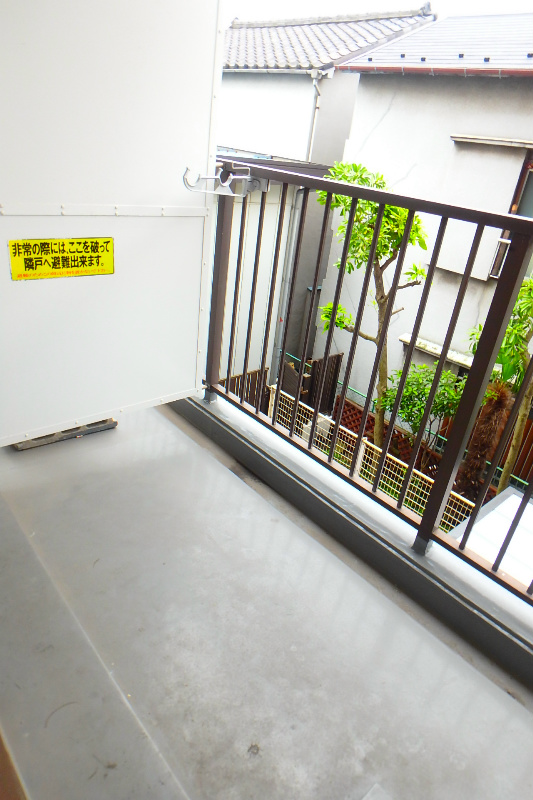 クリスタルコーポ大島 ベランダ