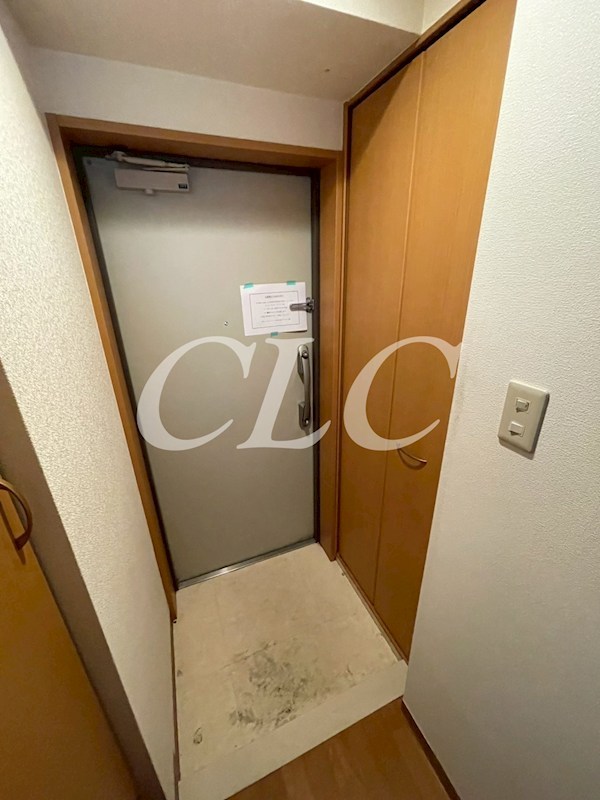 プロムナード岩楯   玄関