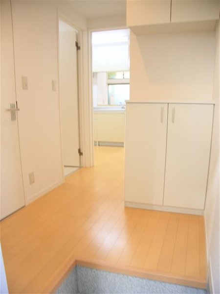 ひかりハイツ  玄関
