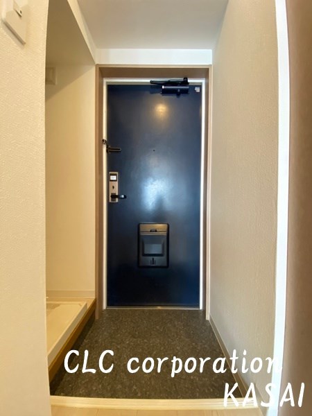 SOCIETY　SEASONS  玄関