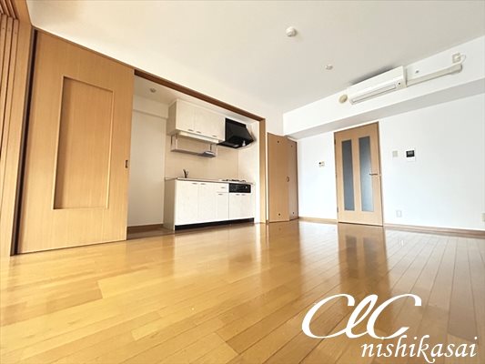 インカウンターマンション リビング