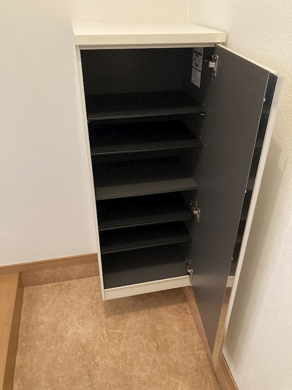 高久ビル 玄関