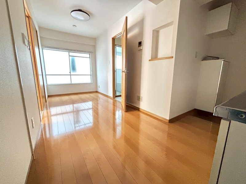 高久ビル リビング