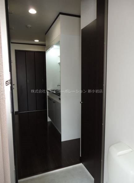 Empereur　Fer　(アンプルール　フェール)     玄関