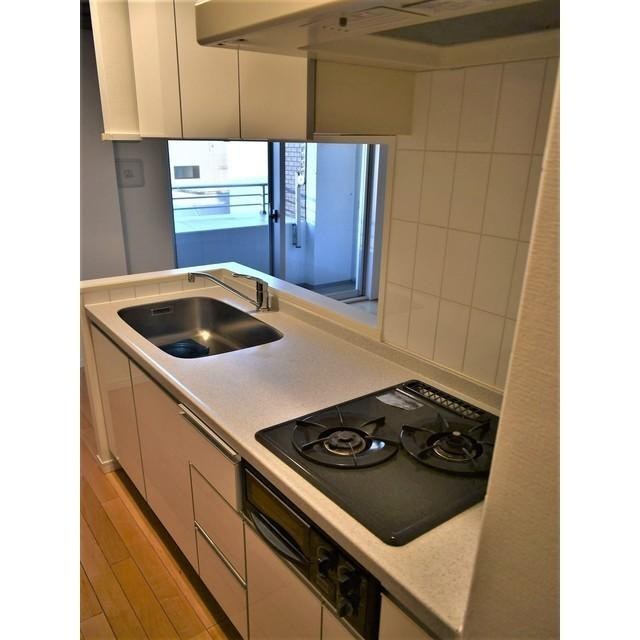 ルクレ新川レジデンス キッチン