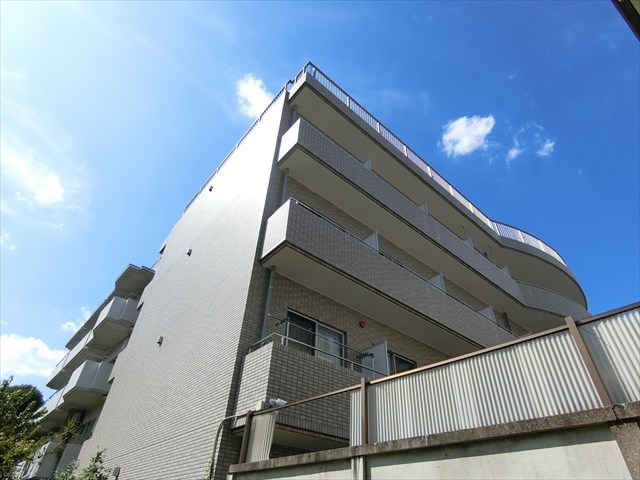 Ｔ・ハルジオン  102号室 外観