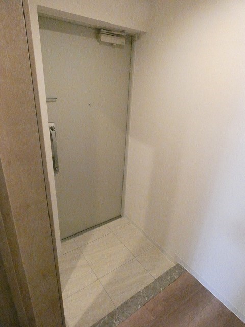 グランデュール秋葉原   玄関