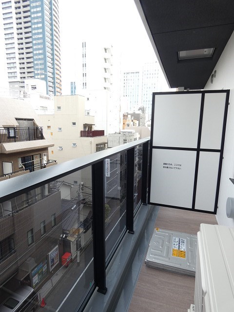 グランデュール秋葉原   ベランダ
