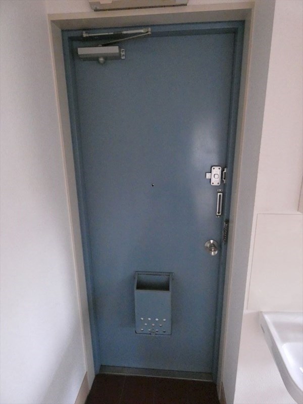 高島ハイム 玄関