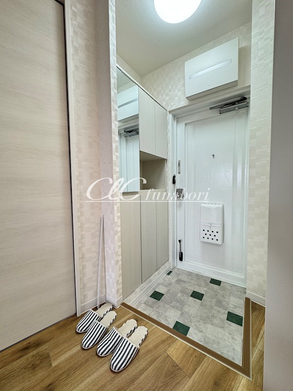 祥日瑞江ビル 玄関