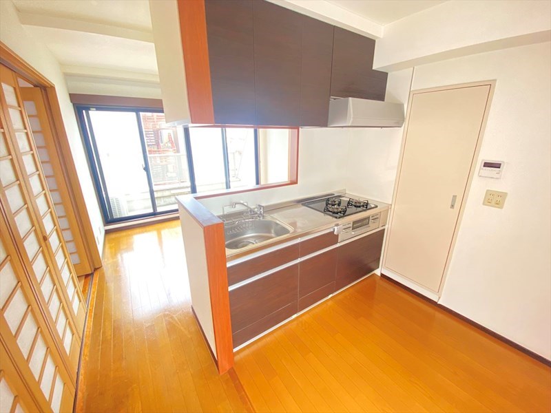 スズキプロセスビル   リビング