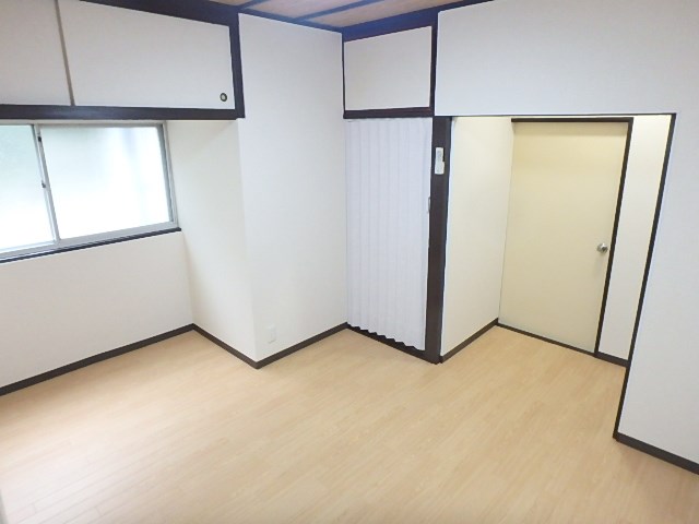 上野荘 リビング