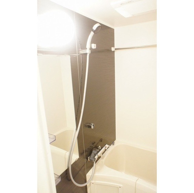 メゾンピオニー日本橋浜町  風呂画像