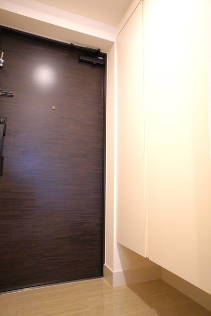 アヴァンカーサ町屋 玄関