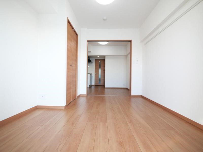 ペアパレス六町2号館 リビング