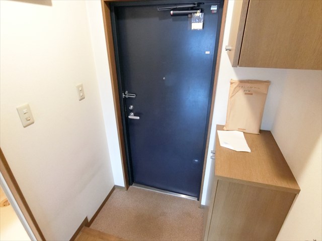 グランエスポワール   玄関