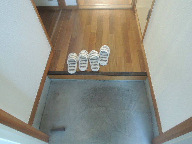 グレイスヤマダ 玄関