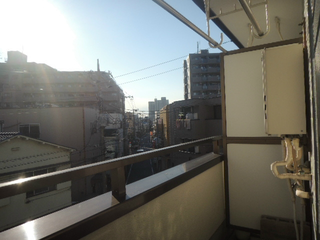 グレイスヤマダ ベランダ