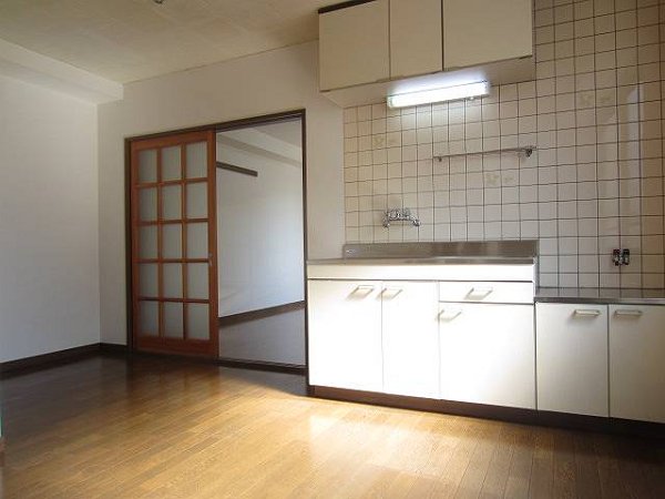 三浦ビル リビング