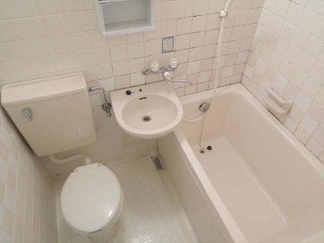 プリンセスハイツ東日暮里Ｆ棟  風呂画像