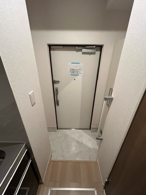 アディムーサ 玄関