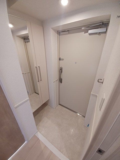 リバーサイド奥浅草 玄関