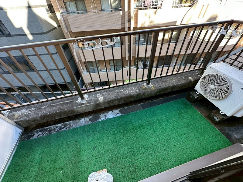 シャガール ベランダ