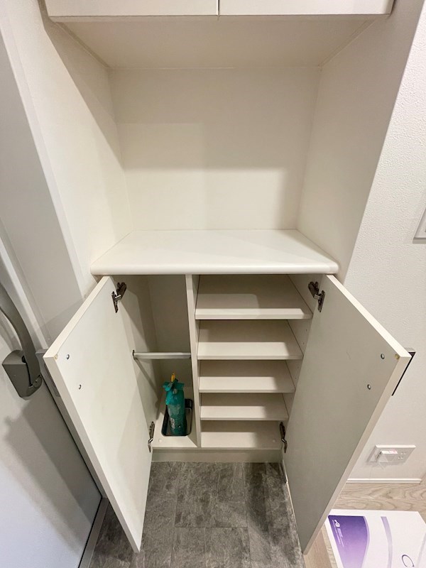 レジディア築地 玄関