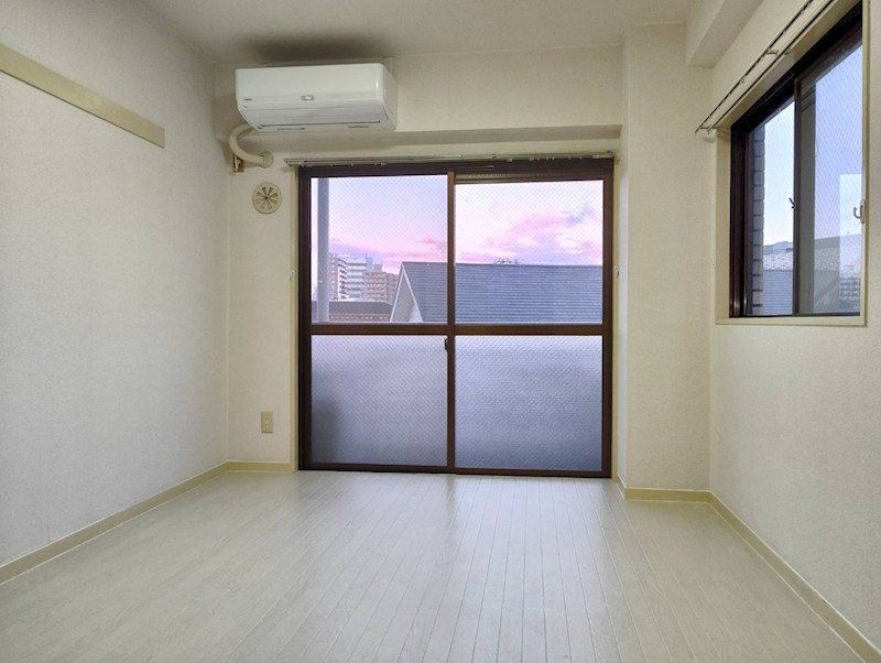 メゾンツカモト リビング